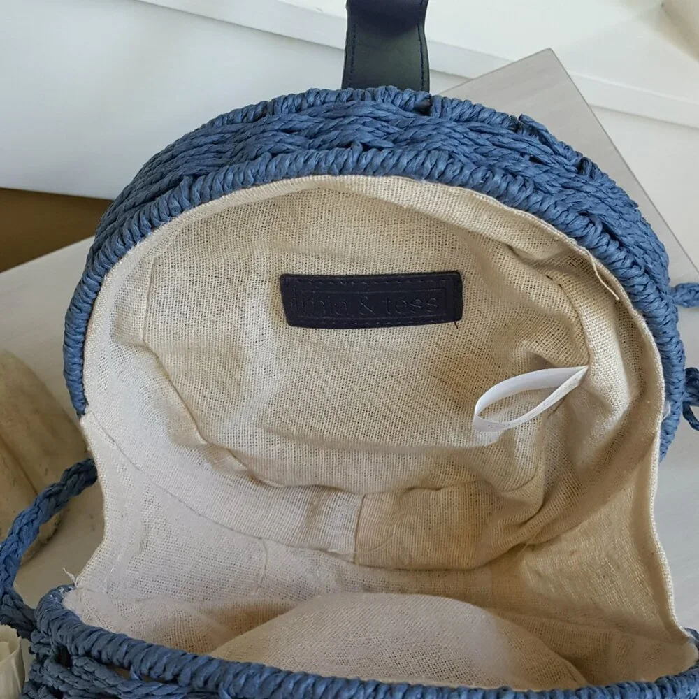 NWOT! BOHO Woven CROSSBODY BAG W/TASSEL